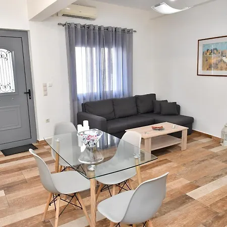 Apartment Giorgos House *